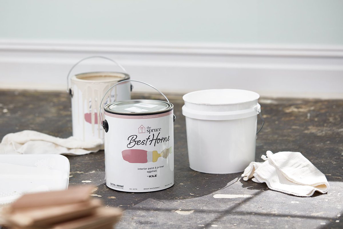 We're all in a hurry to see the gorgeous results of that paint job. 

How long after applying a coat of paint should you wait before applying another coat? 🤔

Find out how long you should wait between coats
 LocalInfoForYou.com/375267/wait-be…