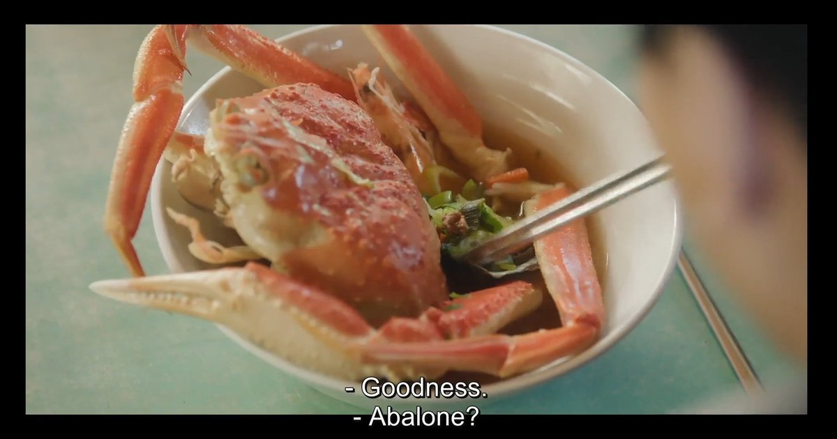 #UnexpectedBusiness,
#ZoInSung and his specialty, snow crab ramyeon, get a special mention in ep 14 of #QueenOfTears! 🍜🤭

*lol at the whole crab dumped into the bowl of ramyeon 😅
#joinsung #조인성