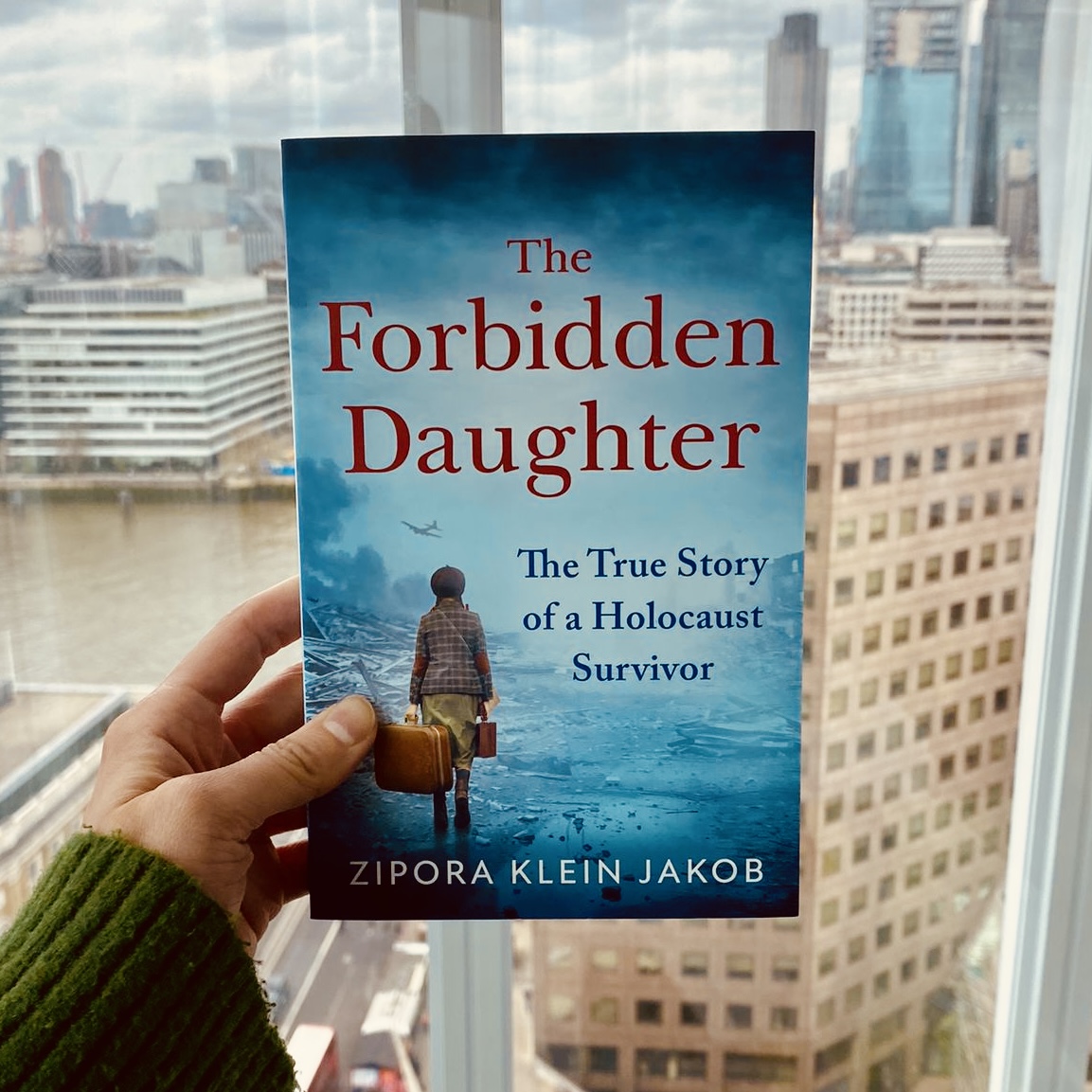 ‘Heart wrenching and eye opening’ ⭐⭐⭐⭐⭐ ‘A book that will leave you changed’ ⭐⭐⭐⭐⭐ The Forbidden Daughter is the unforgettable true story of Elida Friedman – a Jewish orphan born during WW2 – who survived against impossible odds. Out this week: amzn.to/49FR2Pn