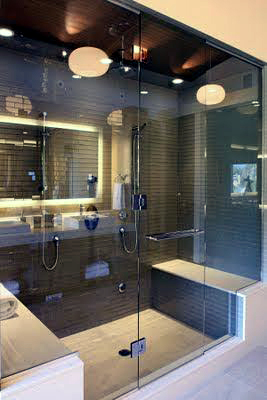 Our steam rooms are designed to provide the ultimate relaxation experience, with features such as aromatherapy, chromotherapy, and advanced steam technology. 💆‍♀️ Get a quote! 💻📲 bit.ly/4a8tB2d #SteamRoomGoals #LuxuryBathroom #RelaxationStation #HomeSpaExperience