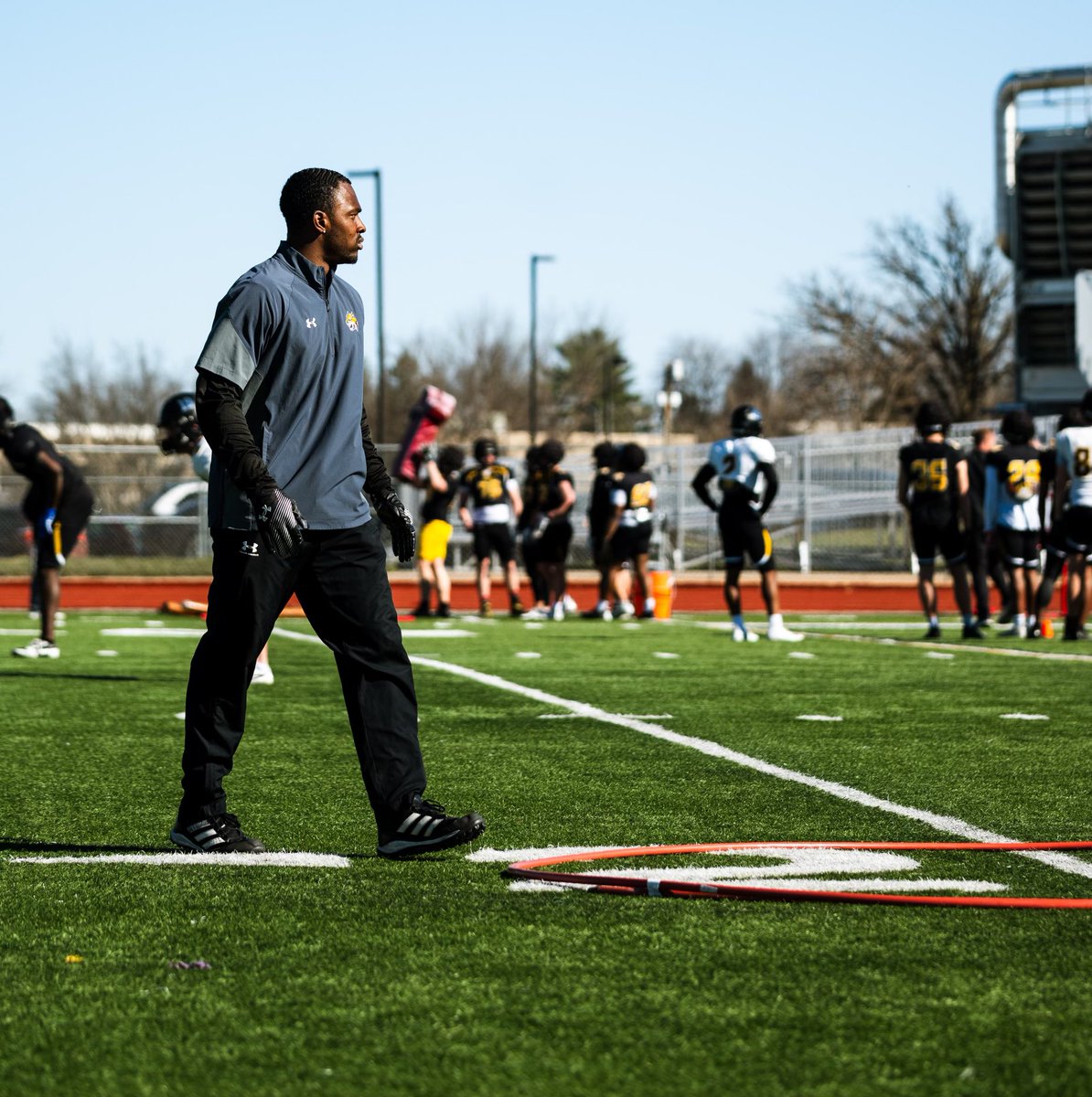 _CoachDbZo's tweet photo. β24 Spring Ball β
Looking forward to fall ball with these boys! More work to be done but we bulit for it ! Ready to cause some havoc this season π₯ #Strapsπ₯ #Grind4It π€πΎ https://t.co/qPzoHkKL7R