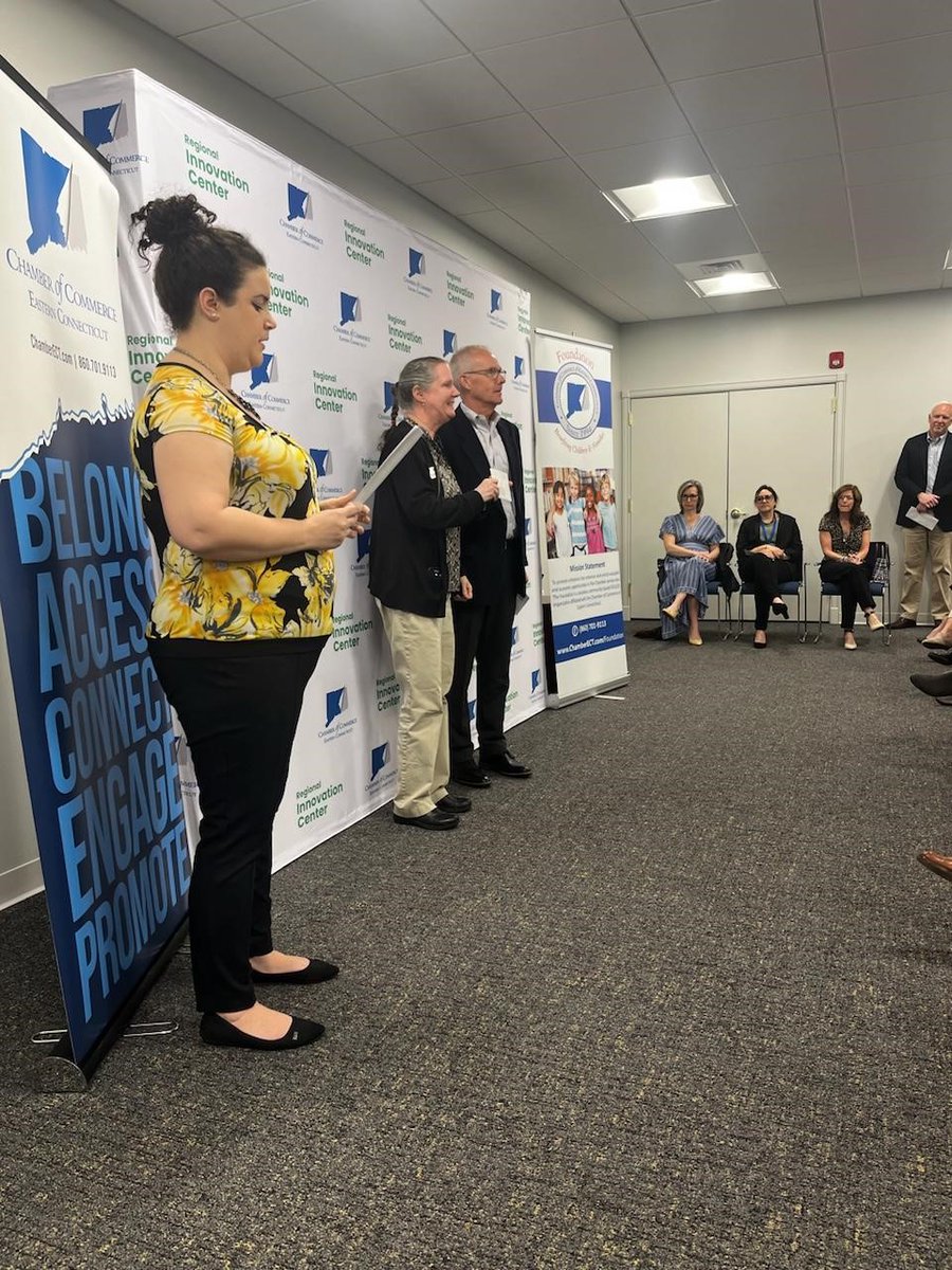 UnitedWaySECT's tweet image. Thank you, @ChamberECT, for supporting both our Gemma E. Moran United Way/Labor Food Center and the Tommy Toy Fund through your generous grants! #LiveUnited #BasicNeeds