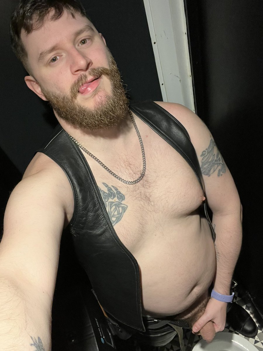 Like and retweet this if you’re not a bot or you want to be on your knees for me