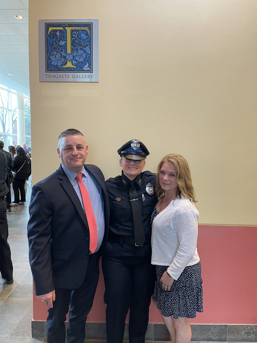 I am so proud of both these young ladies from the CHS class of 2019.
Their uniforms have changed a little bit in 5 years!! 🥍 👮🏻
Gianna Watson and Attie Wood recently graduated from their police academy’s and are now full time police officers!! #proudcoach #womeninlawenforcement