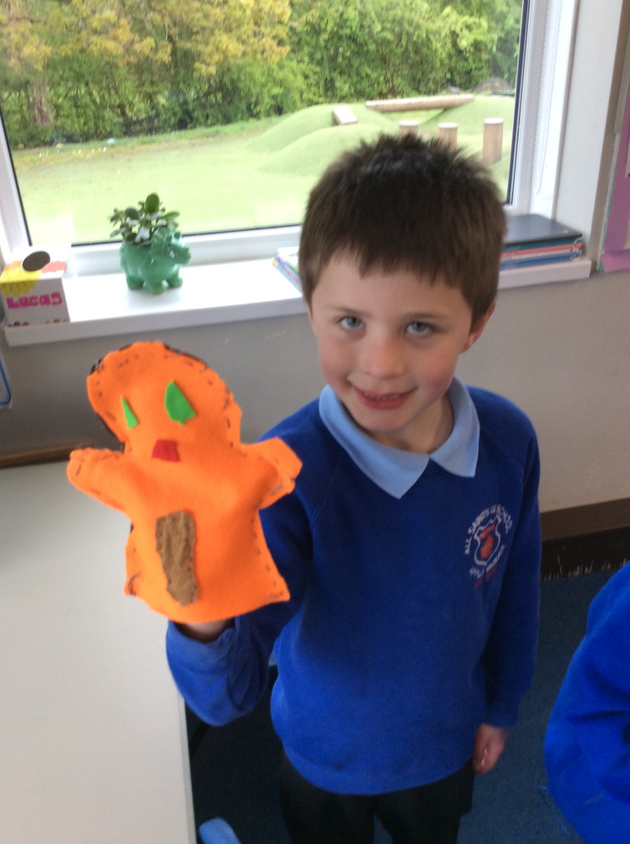 AppleySaintsCE's tweet photo. #ABASY2 have been having a wonderful time this afternoon sewing their hand puppets @WN6_Mums @CidariEducation @DesignMuseum @FriendsPrimary https://t.co/dQkLPPIFu1