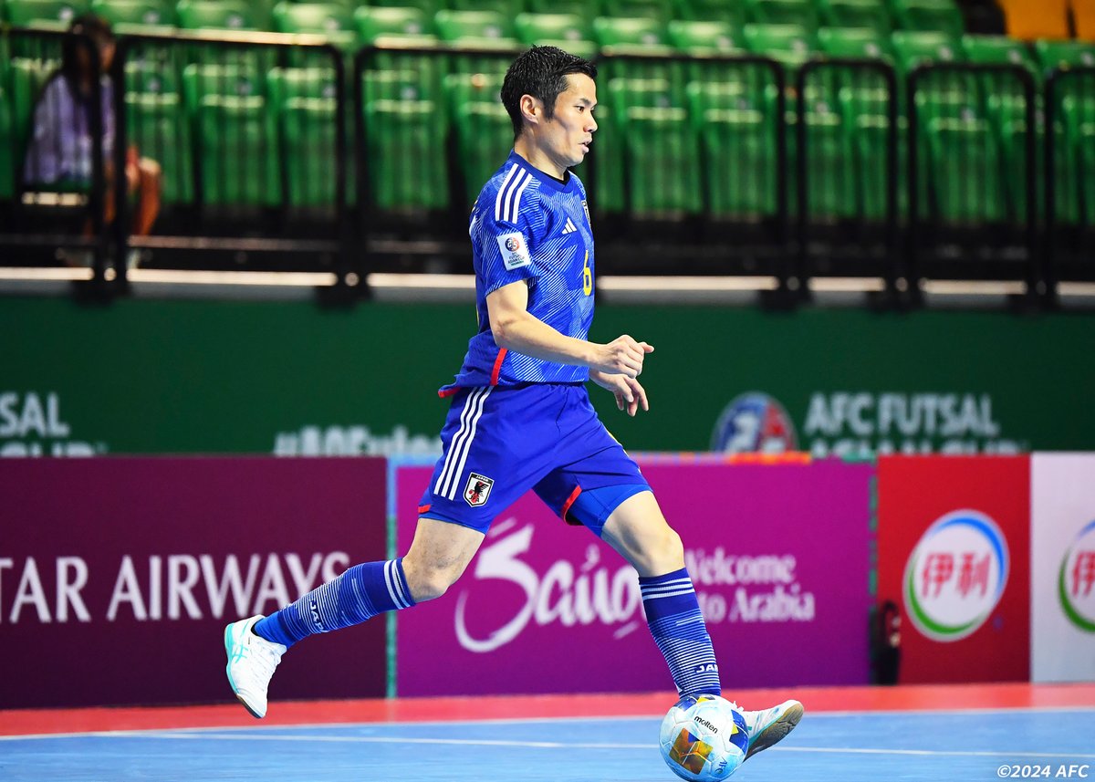 jfa_samuraiblue's tweet photo. 🔹フットサル日本代表🔹

#石田健太郎 選手のゴールで先制するも、第2ピリオドに追いつかれ、1-1の引き分けで試合終了。

大会連覇、そして #ワールドカップ の出場権獲得を目指したフットサル日本代表でしたが、グループステージ敗退という結果で今大会を終えました。

現地や配信で応援してくださった皆さん、最後までご声援ありがとうございました。

#ACFutsal2024
#夢への勇気を #フットサル日本代表
#jfa #daihyo #フットサル