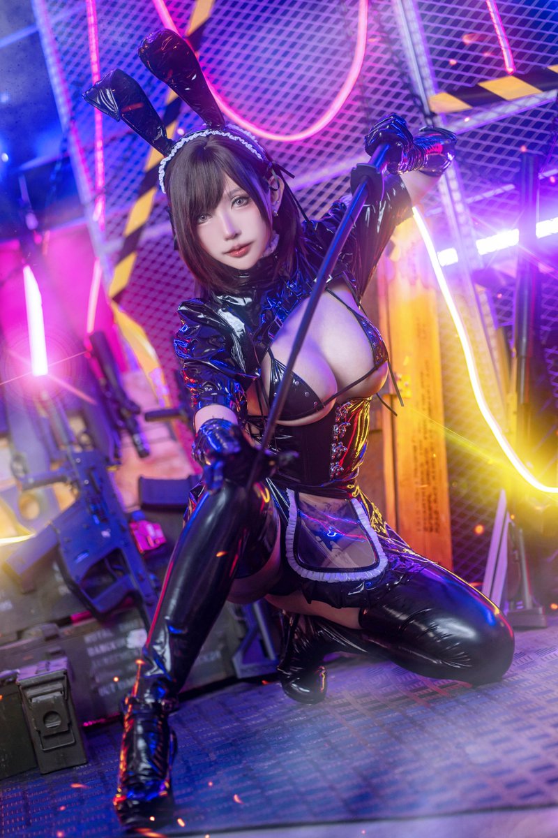JasperZ619's tweet photo. Your Bunny is here to protect you! #cosplay #cosplayergirl #JasperZ https://t.co/ERcBX0ieoj