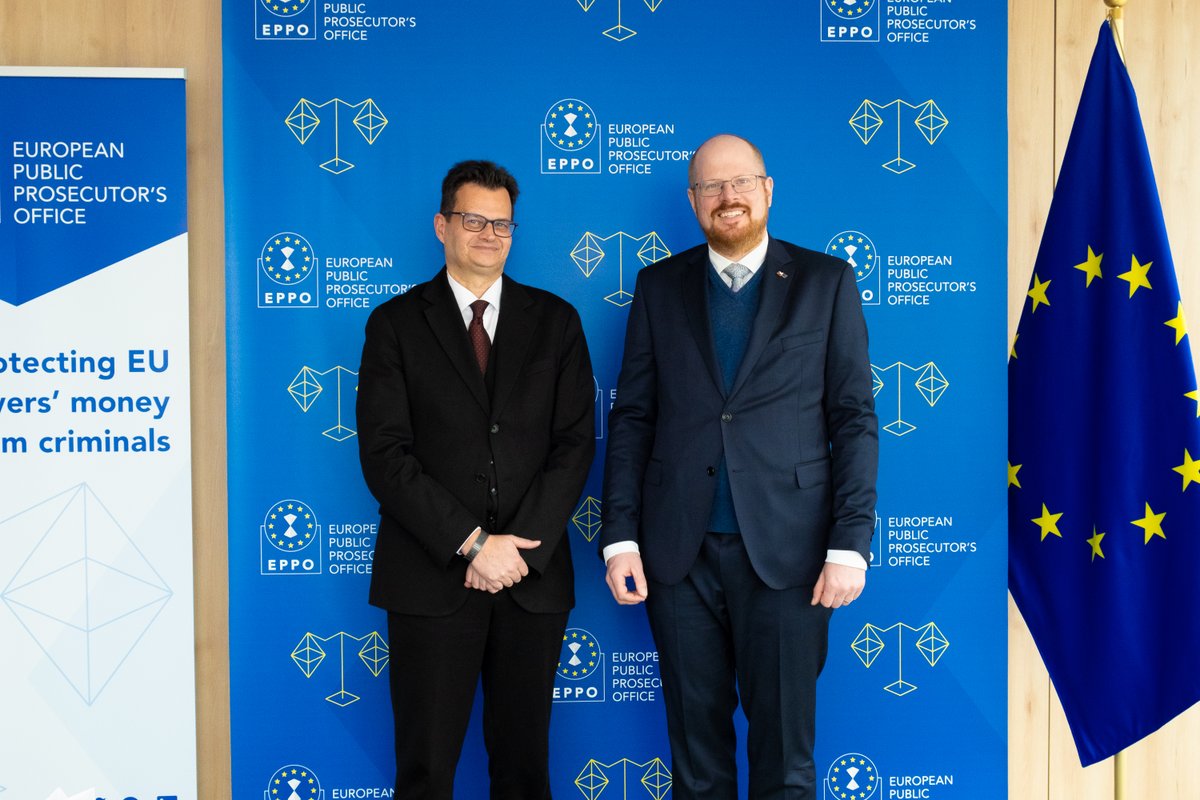 Visiting today at EPPO's HQ: @EduardHulicius, Deputy Minister of Foreign Affairs of Czechia 🇨🇿. We discussed the possible extension of our mandate to the circumvention of EU restrictive measures, our 2023 results and the position of Czech nationals working for EU institutions.