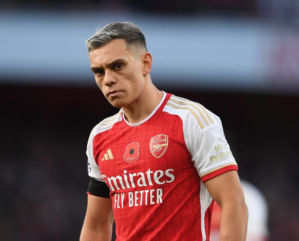 📊| Excluding penalties, only three players in the Premier League have scored at a faster rate than Leandro Trossard this season: Jota, Erling Haaland and Chris Wood. Trossard has a combination of three crucial qualities: timing, technique and two-footedness. [@TeleFootball] #afc