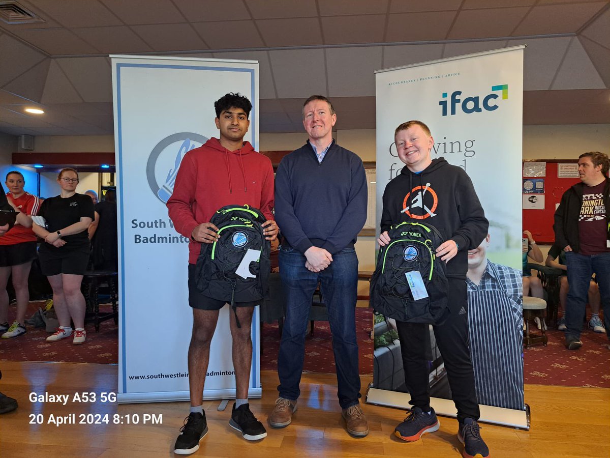 Guru Thirukumaran (TY) and Brian Farrell (5th year) are presented with winners prizes by a representative from sponsors IFAC for under 17, A Section, Boys Doubles South West Leinster League Finals at Carlow Lawn Tennis Club on Saturday, 20th April 2024. Well done boys.#cbsfamily