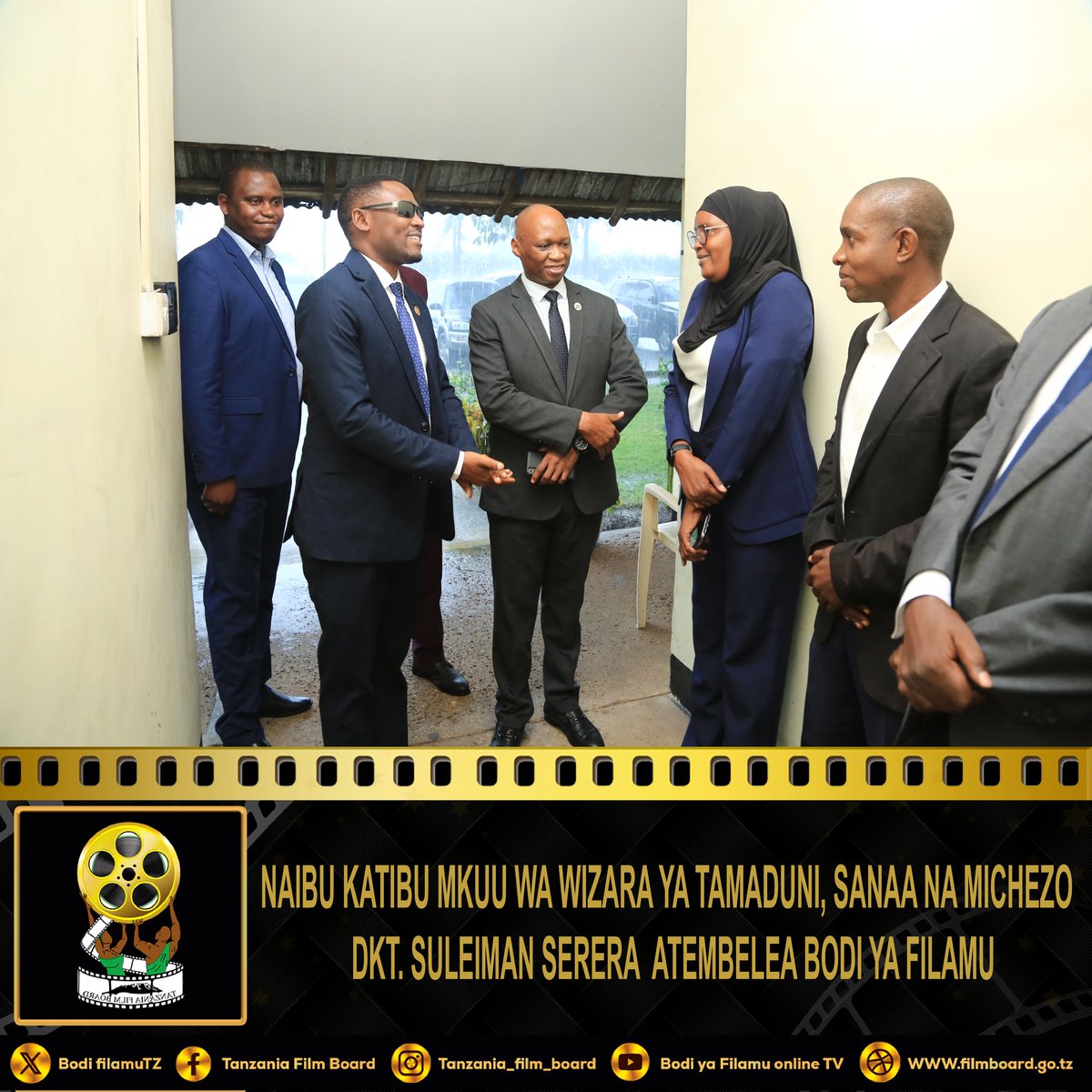 Bodi_FilamuTz's tweet photo. Naibu Katibu Mkuu Wizara ya Utamaduni, Sanaa na Michezo Dkt. Suleiman Serera leo Aprili 21, 2024 Jijini Dar es Salaam ametembelea Bodi ya Filamu Tanzania na kufanya mazungumzo na watumishi wa taasisi.
#filamunibiashara
#filmika
#Tanzania #filamu https://t.co/HFPMObF2B1