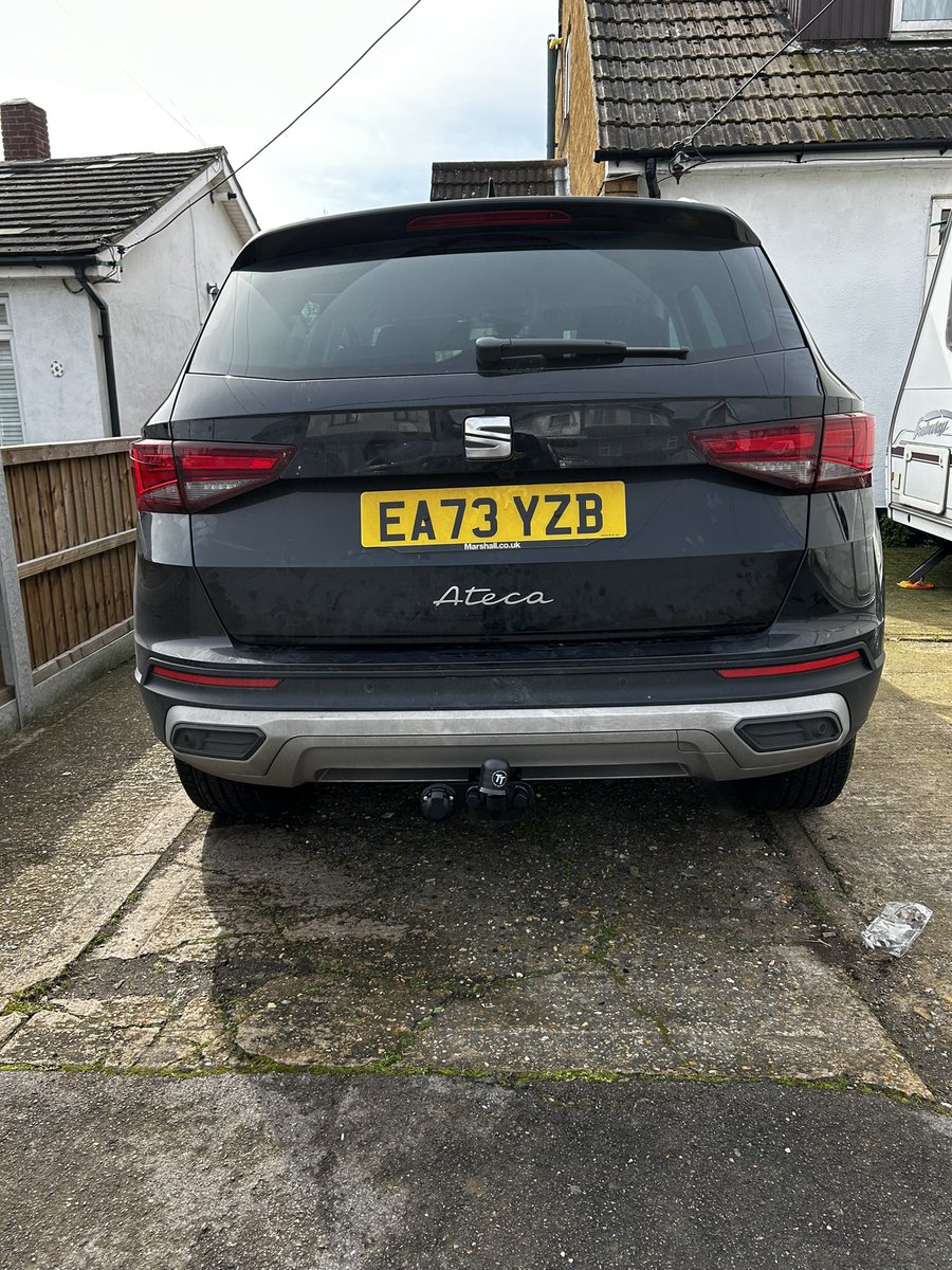 ACMTowbars's tweet photo. Just a few very happy customers. @ACMTowbars covering all of Essex https://t.co/B6Y4tGTLAJ