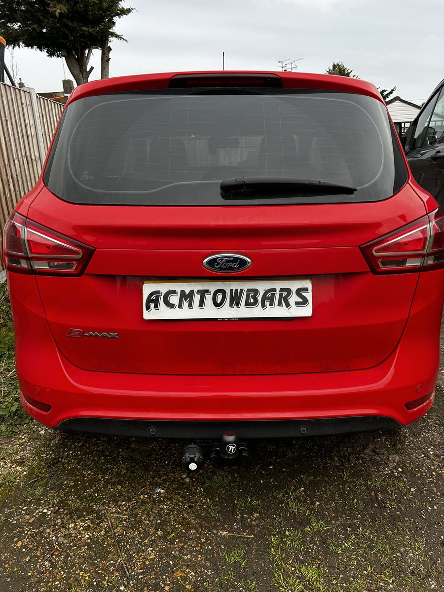 ACMTowbars's tweet photo. Just a few very happy customers. @ACMTowbars covering all of Essex https://t.co/B6Y4tGTLAJ