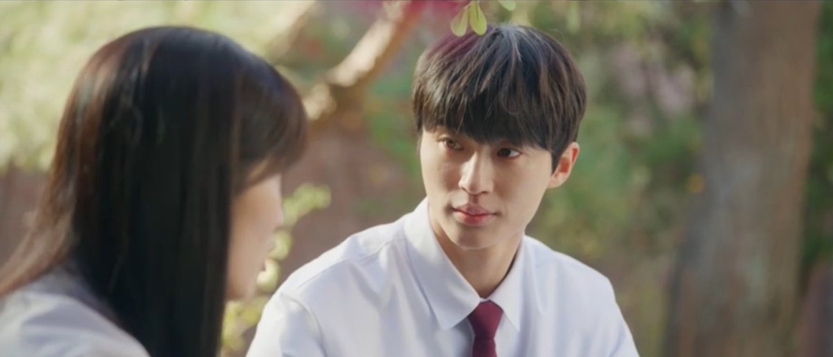 The heartwarming chemistry between Sun-jae and Im Sol is the best part of #LovelyRunner. Kudos to #ByeonWooSeok and #KimHyeyoon for bringing the characters to live. #LovelyRunnerEp5