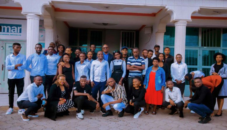 OKFN's tweet photo. 🙌🏾 It's time to hear the stories made possible in 2024 with the #OpenDataDay mini-grants. Find out about the "Mapping for Disaster Preparedness" event in #Rwanda by @Eco_Mappers @KingVik_Planet

🇷🇼 https://t.co/ilRdVlWHaz

#ODDStories
#ODD24
#OpenDataForSDGs https://t.co/9LGqcGCKiX