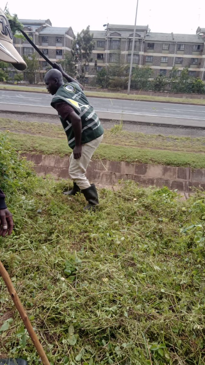 The Green Army's role in safeguarding Nairobi from flooding is indispensable. Their proactive approach in assessing and responding to affected areas is crucial for community safety. #TheGreenArmy Emergency Number 1508