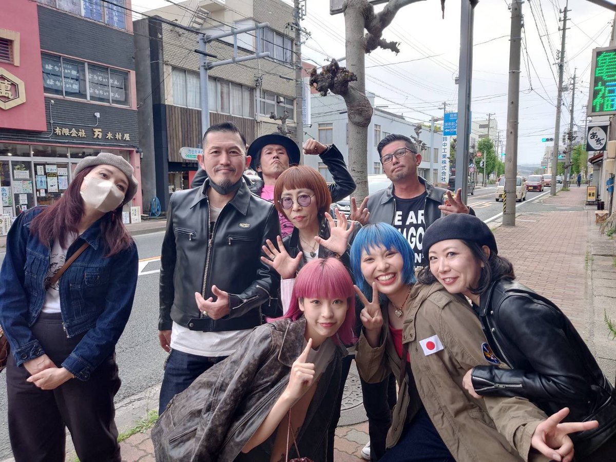 chichichikuwa's tweet photo. #aceboom0533
#ギターウルフ
#thenuggets
#イトウ
#gangricky
#蒲郡buzzhouse
#ギターウルフ
#ナゲッツ
#バズハウス
#蒲郡バズハウス
#buzzhouse https://t.co/QQS5CAvryt