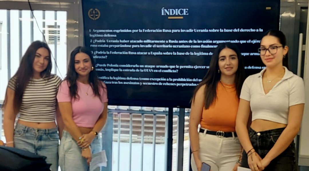 openfaculty's tweet photo. ¡La semana pasada, nuestros alumn@s de #RelacionesInternacionales vivieron desde un #seminariomagistral que les dejó huella hasta #exposiciones enriquecedoras! ¡En #TheOpenFaculty creemos en la práctica como puente hacia el éxito profesional! https://t.co/ECOdusYicF
