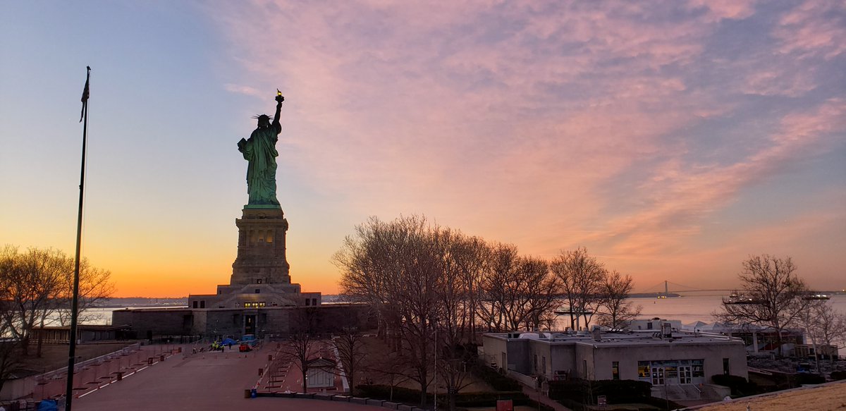 Happy Earth Day from the Statue of Liberty-Ellis Island Foundation! 🗽🌍♥️