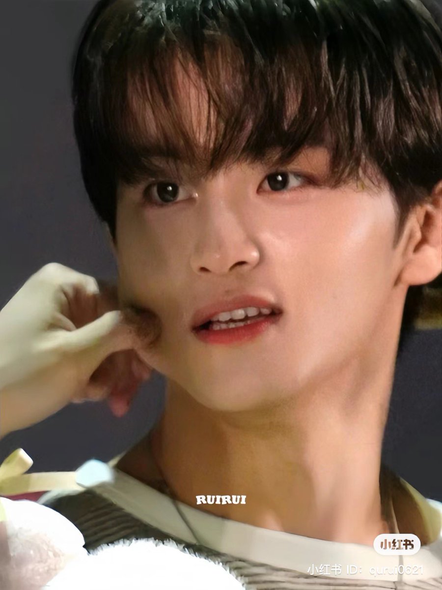 Cutest mochi cheeks 

🤏🥹