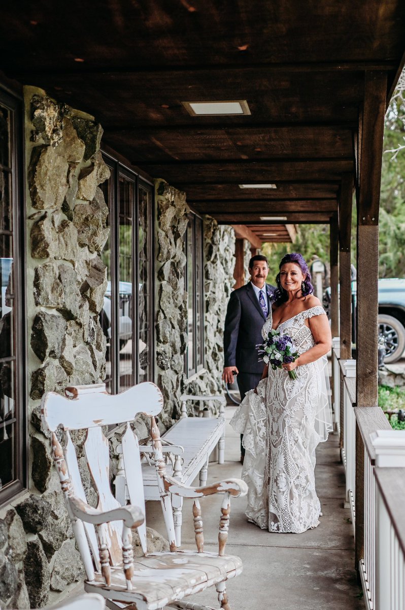 kstatevangirl's tweet photo. BEST WEEKEND EVER!!! #MossBeLove #EMOSS #Blessed #happilyeverafter #PurplePower #EMAW #HeartfeltVows X should be glad I can’t photo dump b/c it is really hard to just choose a select few, but a few early pics from wedding. @mitchmoss https://t.co/sXlnWpxjnu