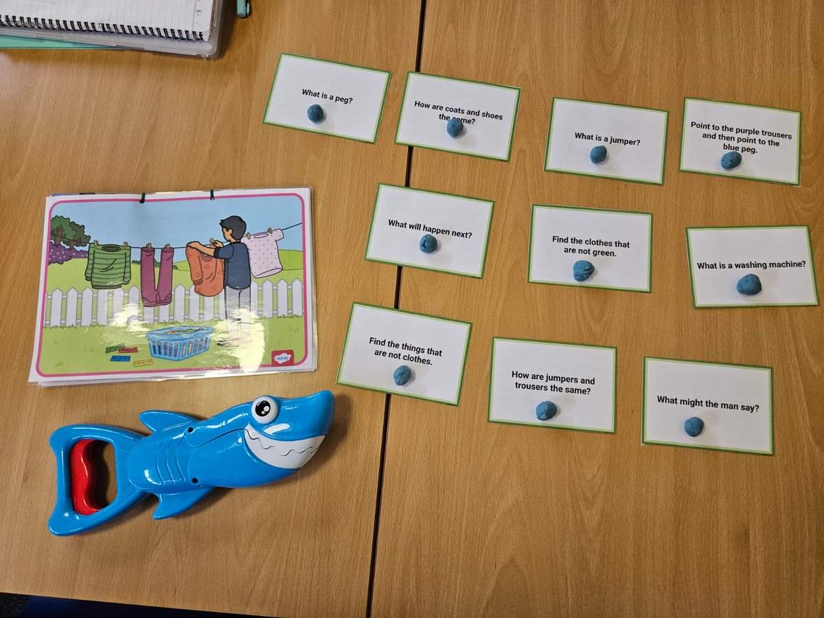 A fun looking therapy session with our #SLT Elle 🤩 working on level 3 blanks questions with a year 5 student. 

The student had to snap up the playdough and answer the questions 🦈 Love it! 

#mysltday #speechtherapy