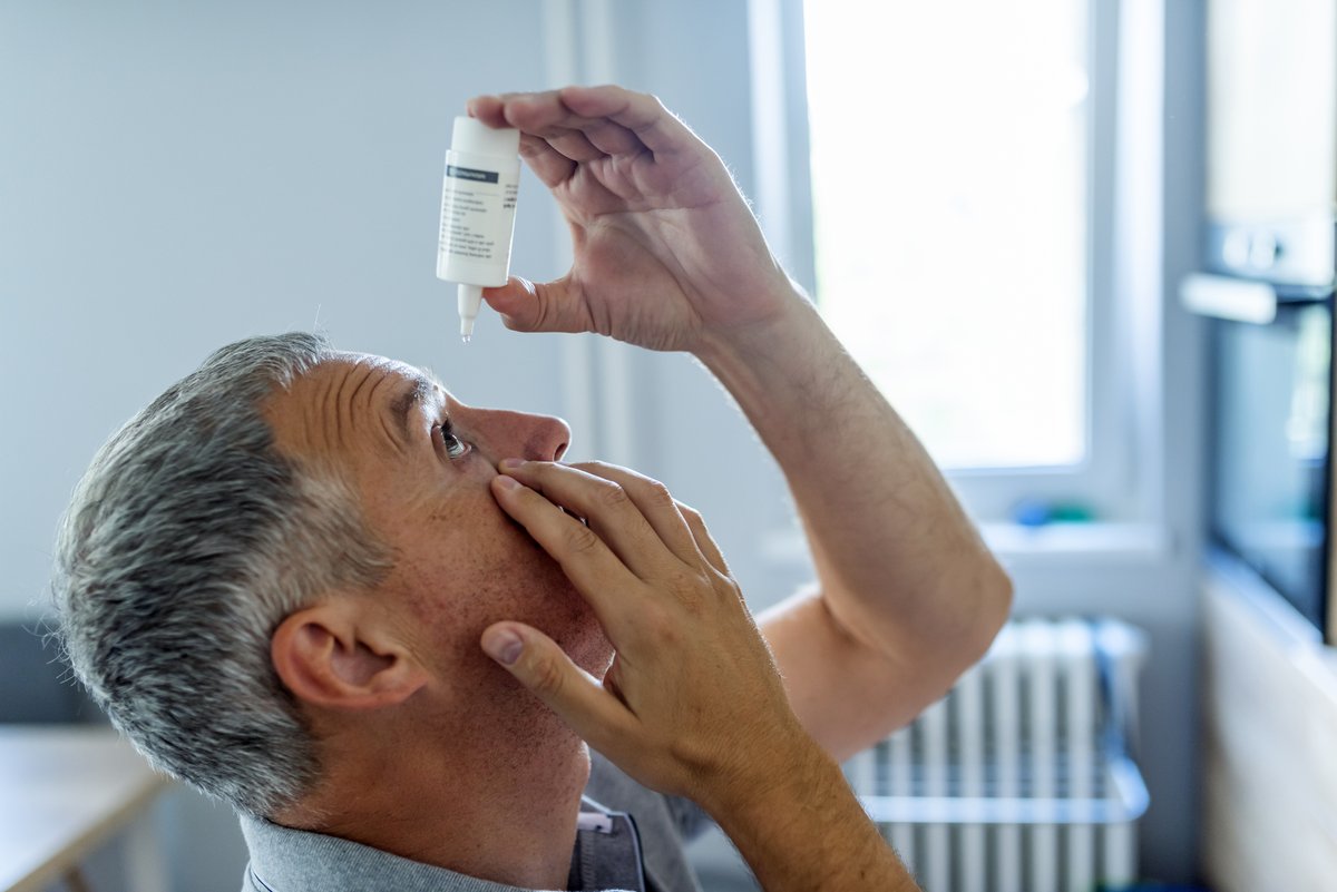 Preservative-free #PostoperativeDrops for patients who have recently undergone #CataractSurgery are no more beneficial for #DryEyes than those with preservatives. Study in Clinical Ophthalmology @DovePress

Read more: brnw.ch/21wJ3Ey 

#Cataracts #DryEye  #Ophthalmology