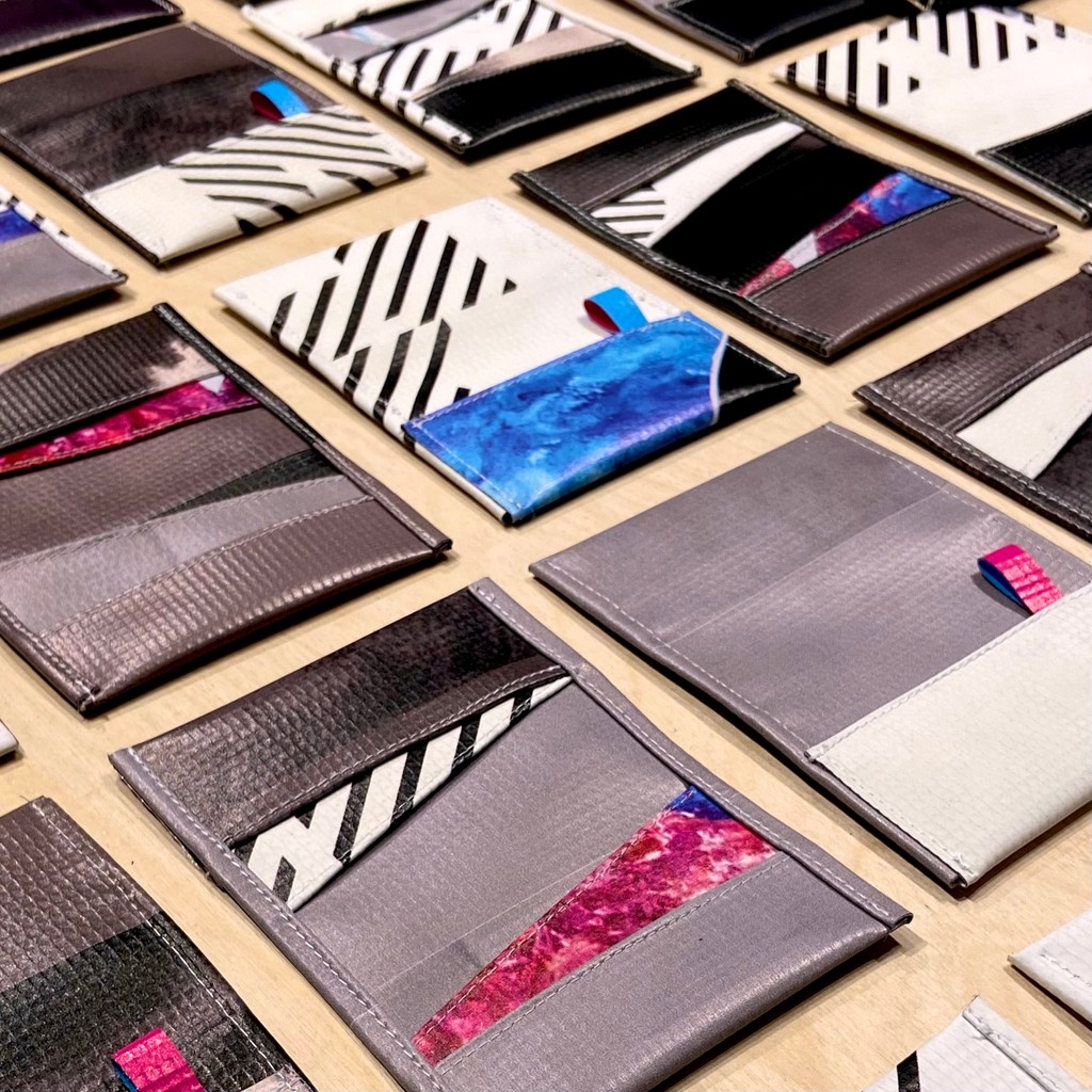 ThePowerPlantTO's tweet image. This Earth Day, The Power Plant is thrilled to partner with @OCAD's #DESIGNwith lab, introducing Form Follows Care, a collection of zero-waste accessories made entirely from recycled marketing banners ⚡️ Have the first look at the products starting May 2!

thepowerplant.org/about/news-and…