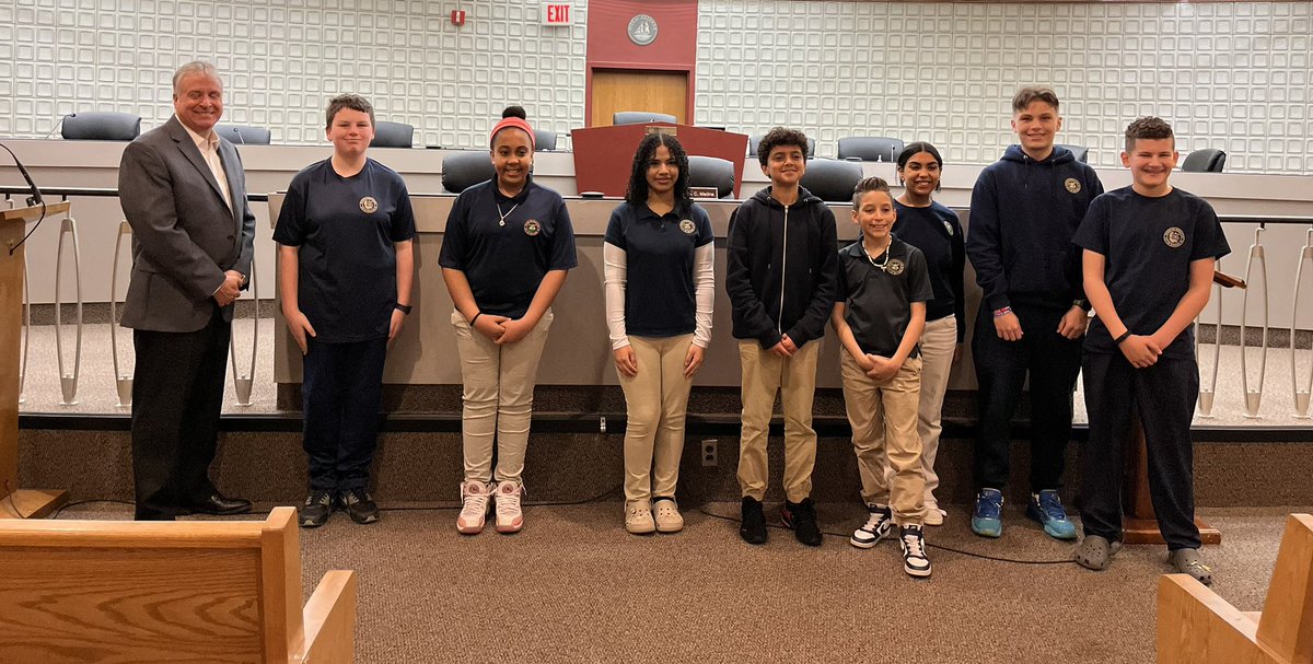 We had a fun and educational morning with the Student Council from Mary J. Donohoe School! #ourfutureleaders #BayonneStrong #WeAreBayonne @CityofBayonne