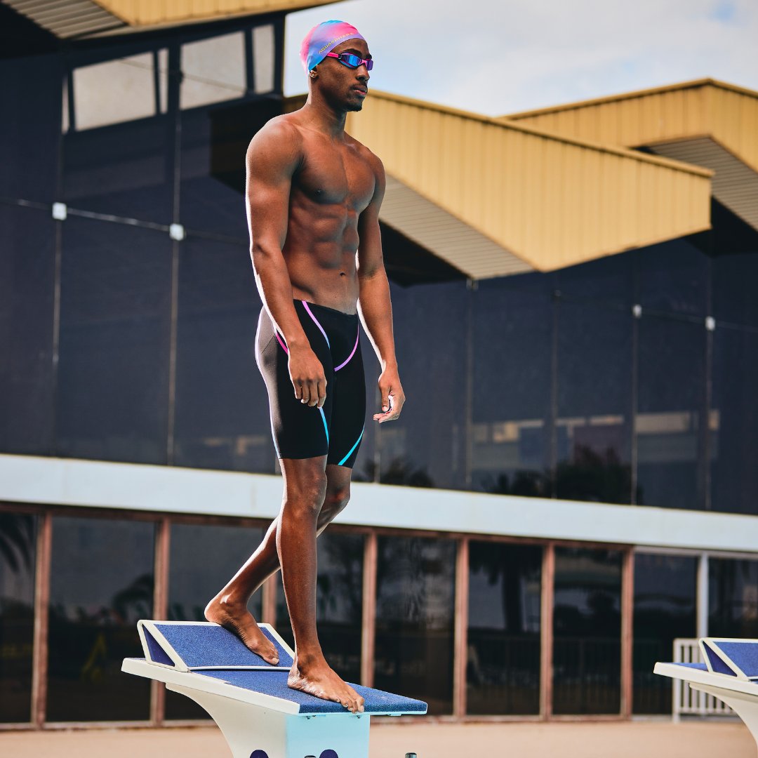 ProSwimwear's tweet photo. LAST CHANCE! Get 10% off all Speedo and Aquasphere! 💪

Use code SA10 at checkout: https://t.co/cGnuvWAPLe

#proswimwear #swimming #swim #racesuits #trainingswimwear #training #competitiveswimming #swimmer #savings #deals #save #speedo #TeamSpeedo #TeamAquasphere #aquasphere https://t.co/fUfn4iUNr8