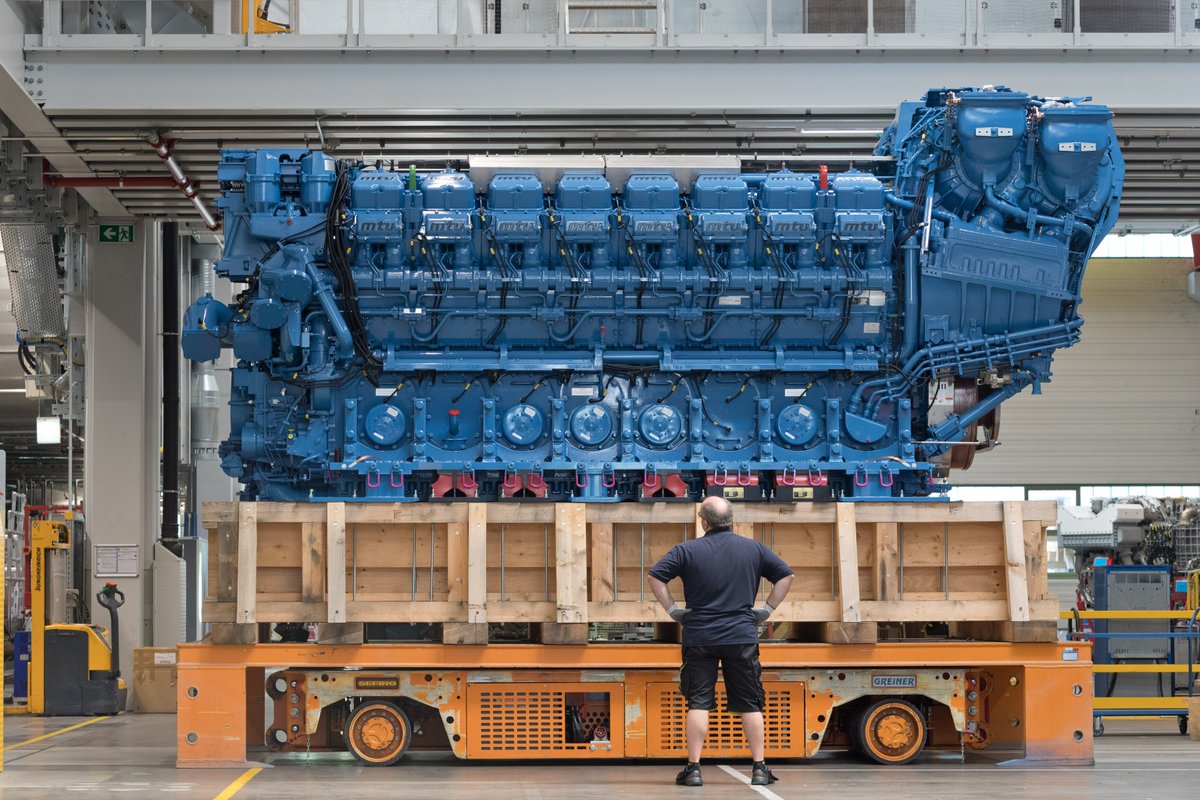 Our giant #mtu Series 8000 engines have an output of up to 9,100 kW. For the high-speed ferry HSC Condor Liberation, three of our engines help to deliver a speed of up to 39 knots 

ow.ly/GXRx50Rj6g0

#marineengine #marinepropulsion #fastferry