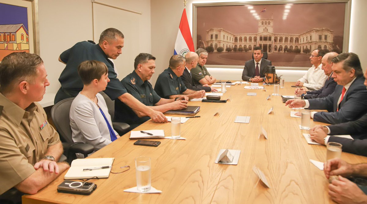 Con el Consejo de Defensa Nacional (CODENA), revisamos los avances y las próximas acciones en materia de seguridad nacional. #GobiernoDelParaguay