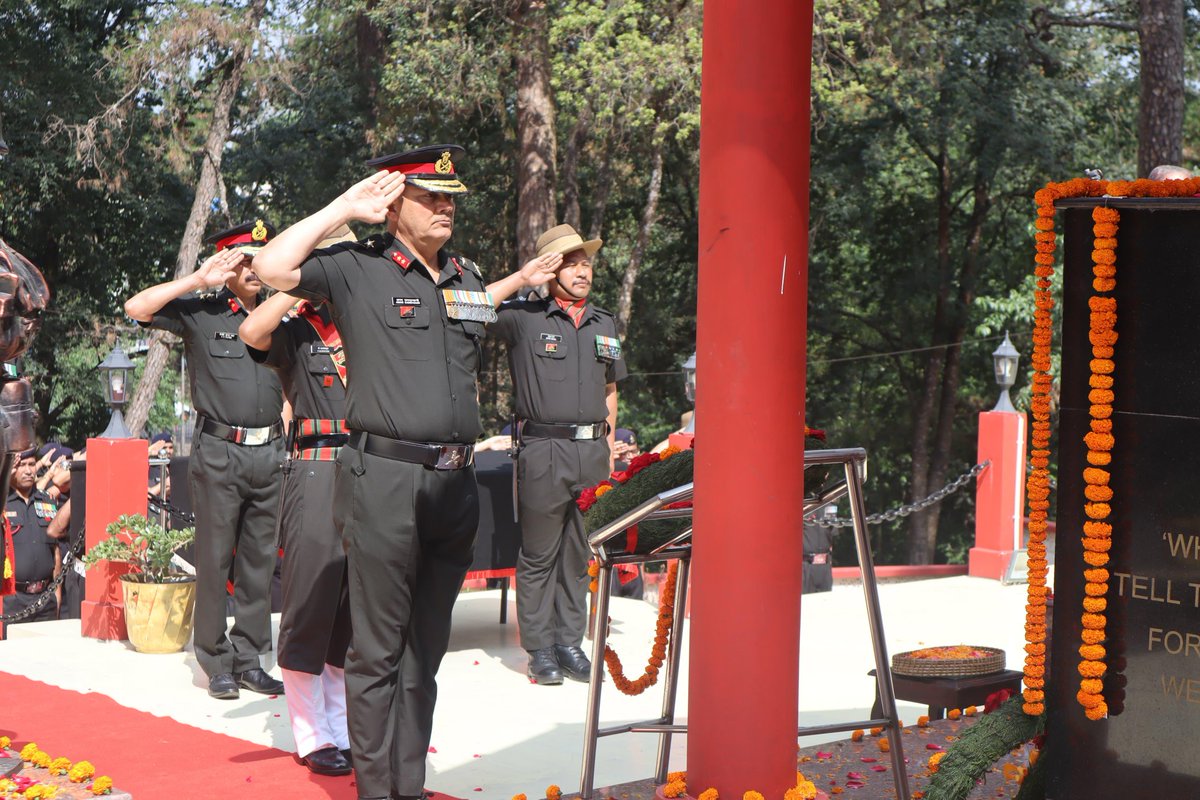 #IndianArmy #EasternCommand On the occasion of the 61st Raising Day of the HQ 101 Area, Lt Gen RC Tiwari, #ArmyCdrEC extends best wishes and felicitations to all Ranks, Veterans, Civilian Staff and their families. To mark this momentous occasion, wreath laying ceremony was…