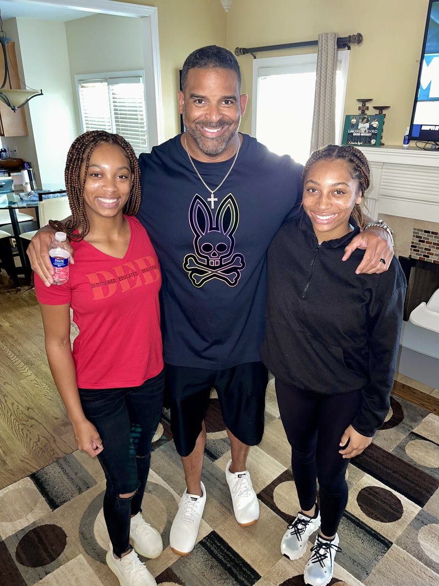 Bonus about our recent trip was we got to spend quality time with our nieces. True BALLERS!!! Love them immensely. @LaurenByrd2024 @LeahByrd2026