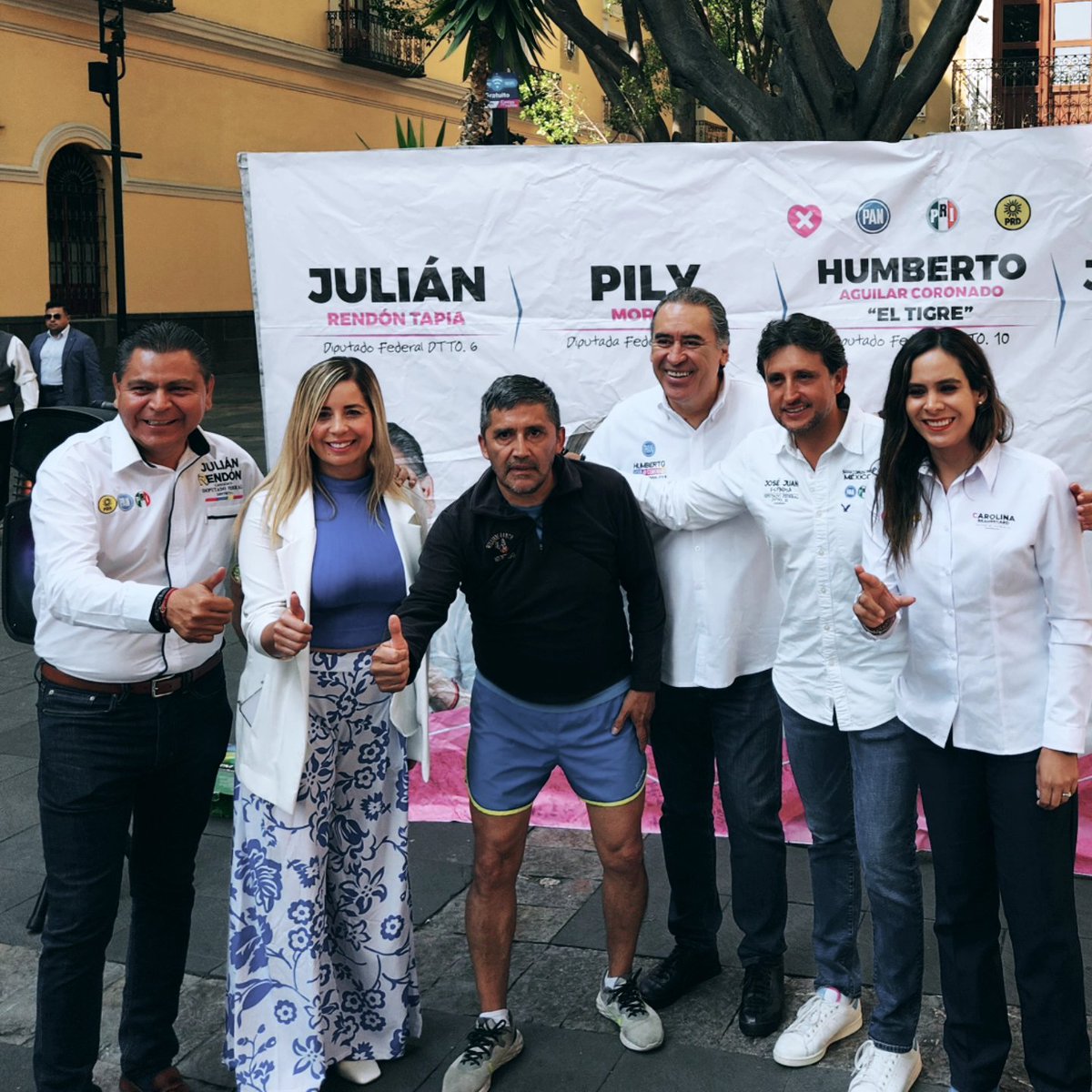 JulianRendonPue's tweet photo. Frente a medios de comunicación los candidatos a diputados federales de #FuerzaYCorazónPorMéxico reprobamos tajantemente la iniciativa por la que Morena busca quitarle sus ahorros de AFORE a los trabajadores.

#PonteChingonYVotaPorJulianRendón
#PorUnMéxicoSinMiedo https://t.co/DMEcBYOC5O