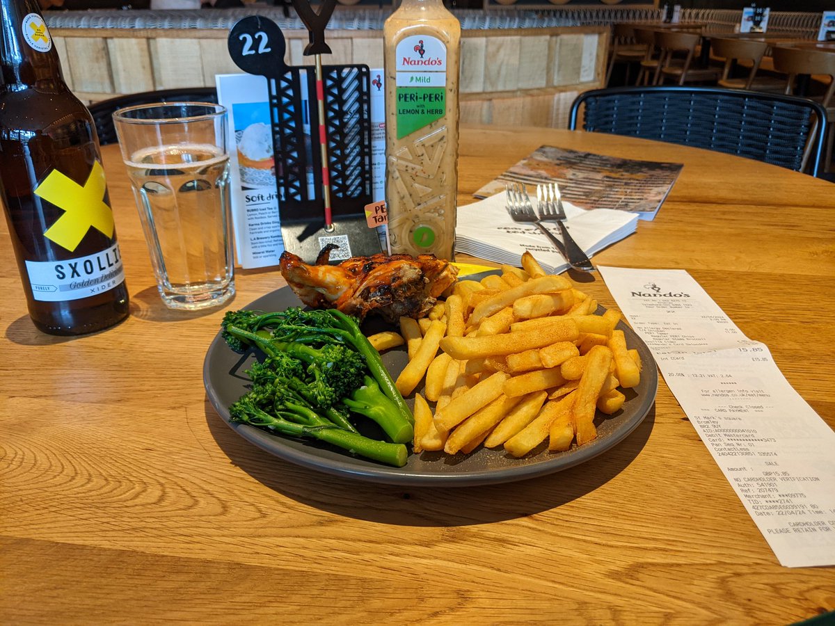 Malteza224's tweet photo. #Nandos222 at Bromley St. Mark's Square. It's the 22nd and I'm on table number 22. Happy birthday to me 🎈🥳🎊 https://t.co/ETQl7ypvLU