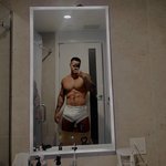 Photo by 𝘿𝘼𝘿𝘿𝙔 (@daddyhottt)