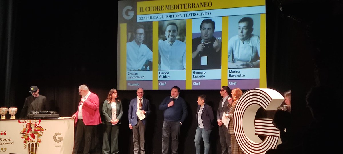 Il presidente del Consorzio di Tutela della #Mozzarella di Bufala Campana DOP, Domenico Raimondo, ha ricevuto oggi il premio per l'innovazione agli #Awards de Il Gusto, l'evento dei quotidiani del gruppo Gedi svoltosi a Tortona e dedicato alle eccellenze.

A trionfare è stato il