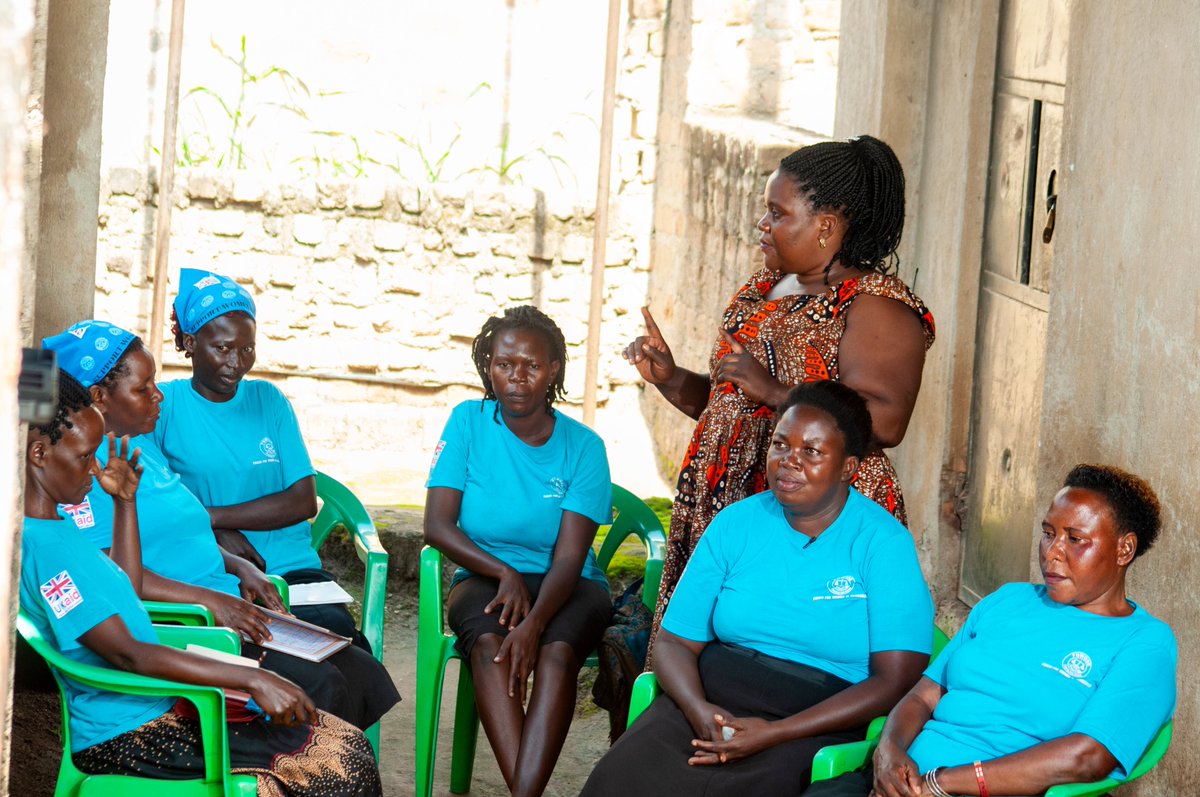 FOWODE_UGANDA's tweet photo. We continue to challenge dominant narratives through the peer to peer community model. These women-led community peer conversations are a safe space for raising awareness, nurturing individual skills and refueling community activism. https://t.co/IiJp4uBiqX