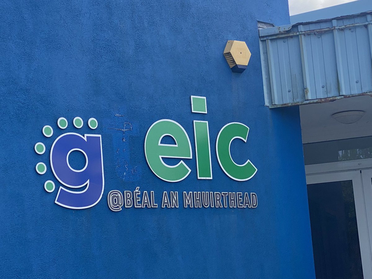 Great to meet Sean, Pam, Orla and Mary at Gteic í mBeal an Mhuirthead this morning with LE candidate @RosaleenLally2 to see first hand the innovative work being done and to discuss their plans for the future. Special thanks to Wild Atlantic Studios for impressive presentation.