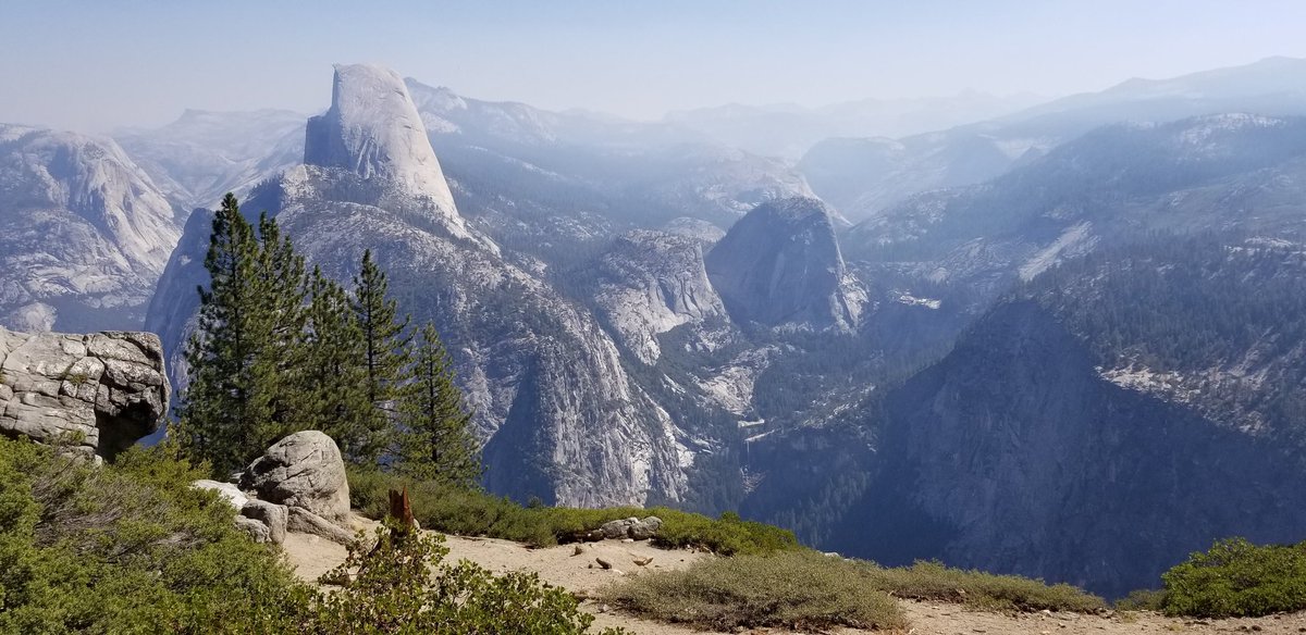 @hikingview Amazing Yosemite. I actually climbed that, Half Dome that is.