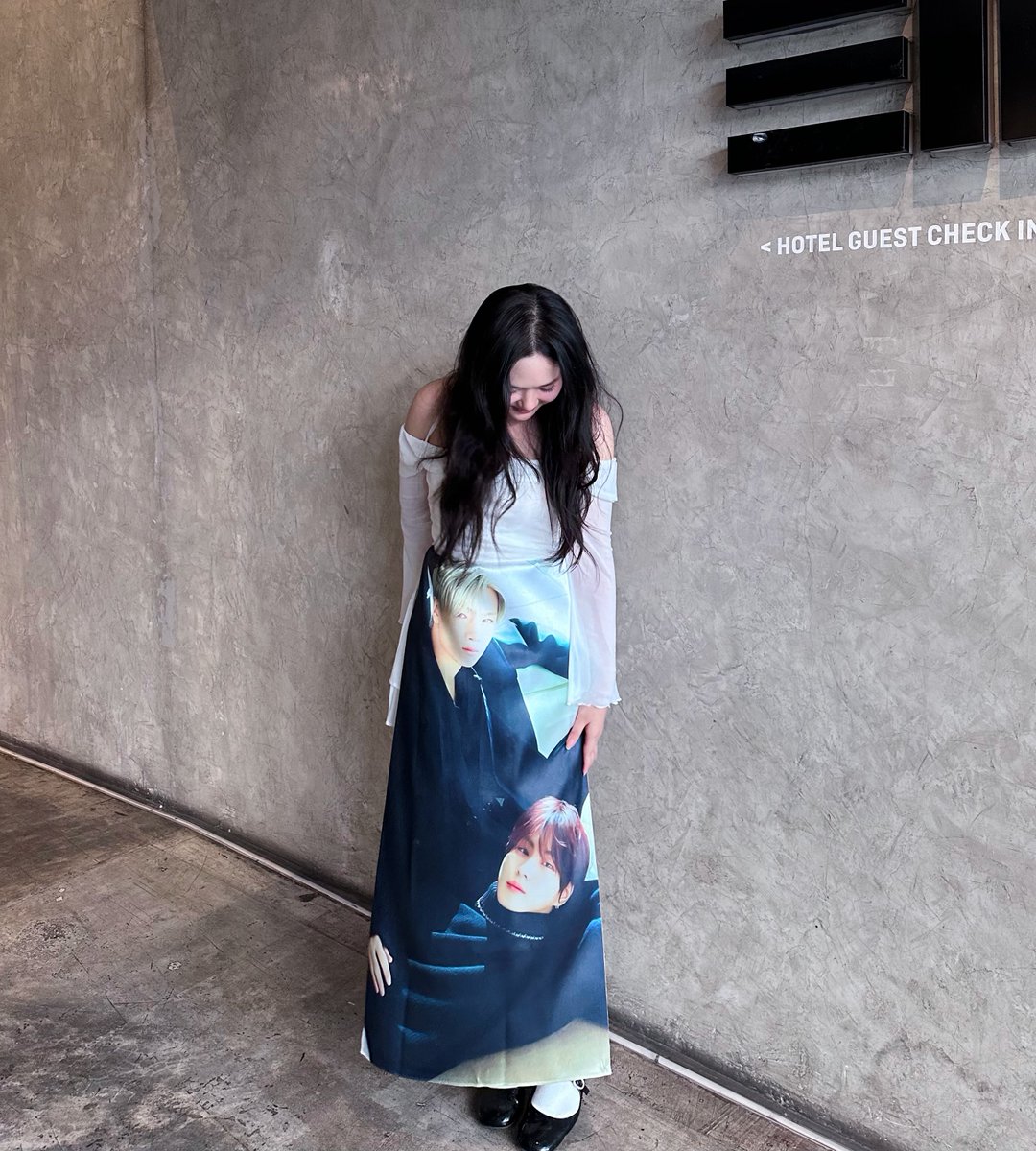 แสตนดี้ 6 ตัวจึ้งมาก หนุ่มๆเดือนคณะไม่ต้องแย่งเราค่ะ เรารักทุกคนเลย ก็มันเลือกไม่ได้หนิ🤟🏻🤟🏻🤟🏻🤟🏻 สตาฟ <a href="/JAYniversity/">JAYniversity</a> น่ารักทุกคน ขอบคุนที่ตั้งใจจัดเฟ่ขึ้นมานะคับ

ปล.ขอบคุณสำหรับลัคกี้ดรอผ้าเจย์วอนนะคะ 9 สิทธิไม่ศูนย์เปล่า🍯🌽🍓🍫 ใช้แต้มบุญหมดแล้วปีนี้
#OurAnswer_JAYniversity