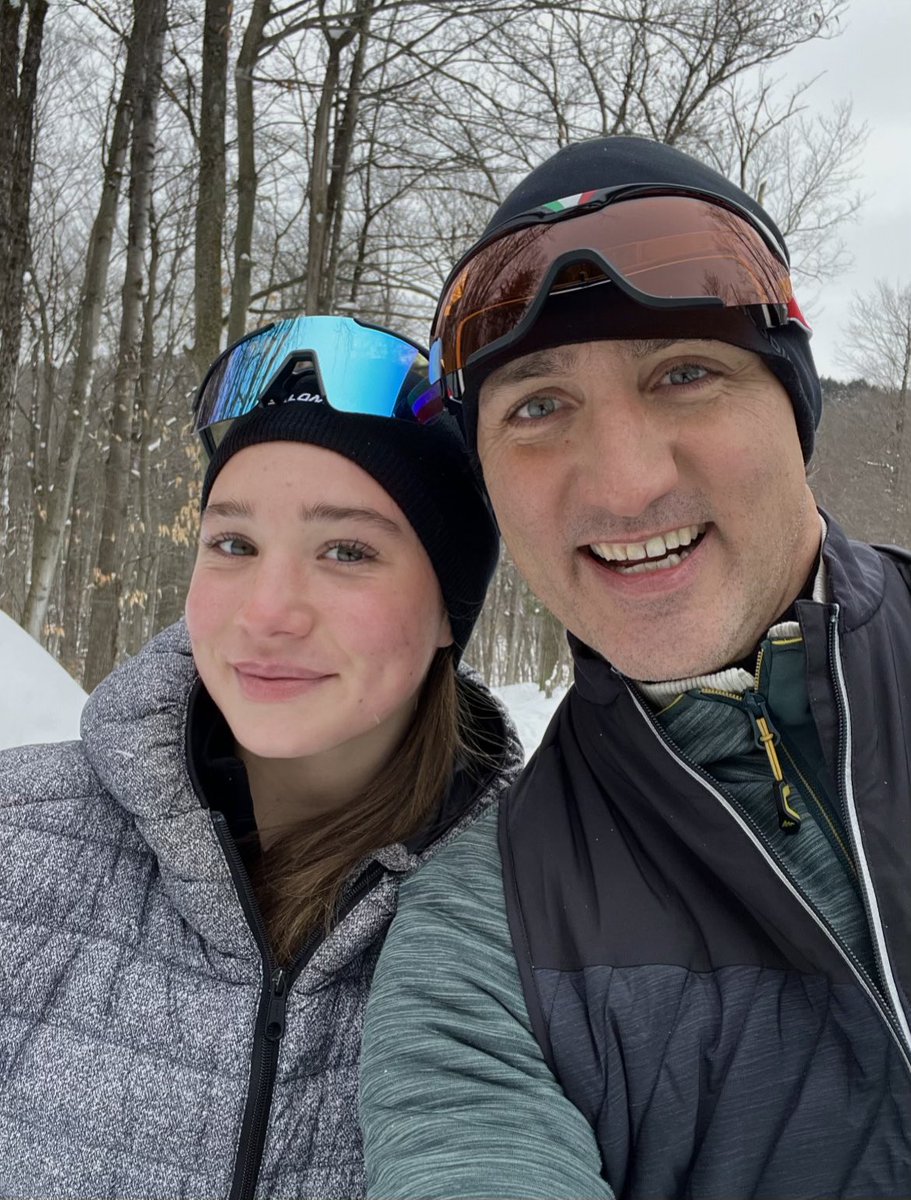 MarkCarney_Ego's tweet photo. To celebrate #EarthDay, I took my daughter skiing in Whistler.

We flew there on my enormous private jet - which burns 6,000kg of fuel per hour - then we were picked up by my 27-vehicle motorcade which keep their engines running at all times.

We are in a climate emergency. https://t.co/zrgfVrBwEz