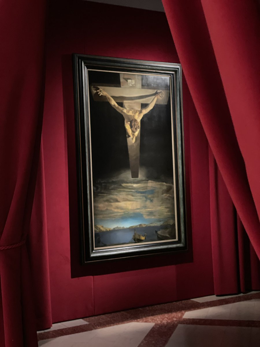 visitfigueres's tweet photo. 😍Últims dies per veure al @MuseuDali el Crist de Portlligat! 🗓️Vine a #Figueres a veure'l, tens fins el 5 de maig! 

⏰¡Últimos días para ver en el Teatro-Museo Dalí el Cristo de Portlligat! 
🗓️Disponible hasta el 5 de mayo. https://t.co/WS3RCkVE6Q