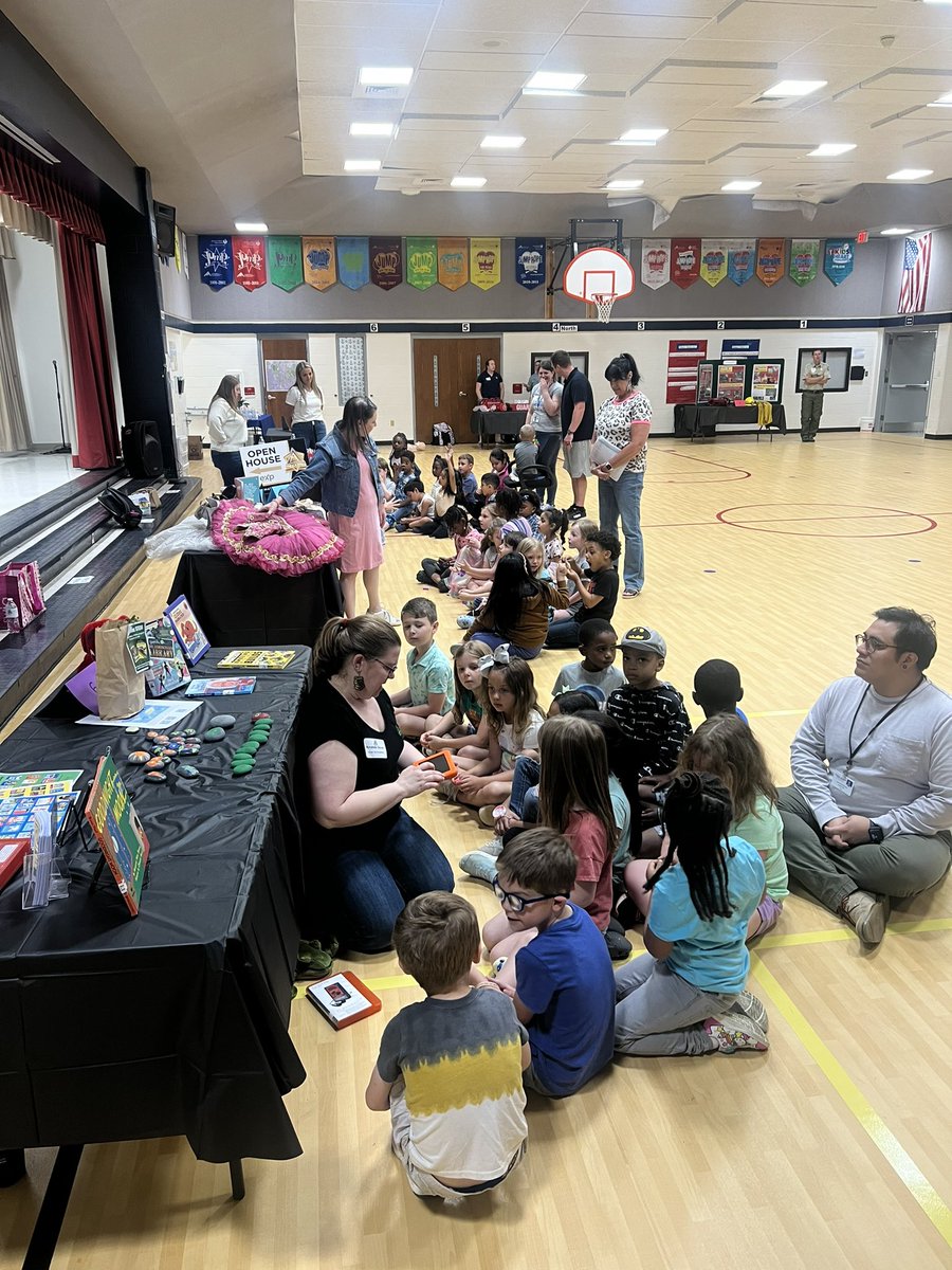 Leslie Ray tweet media