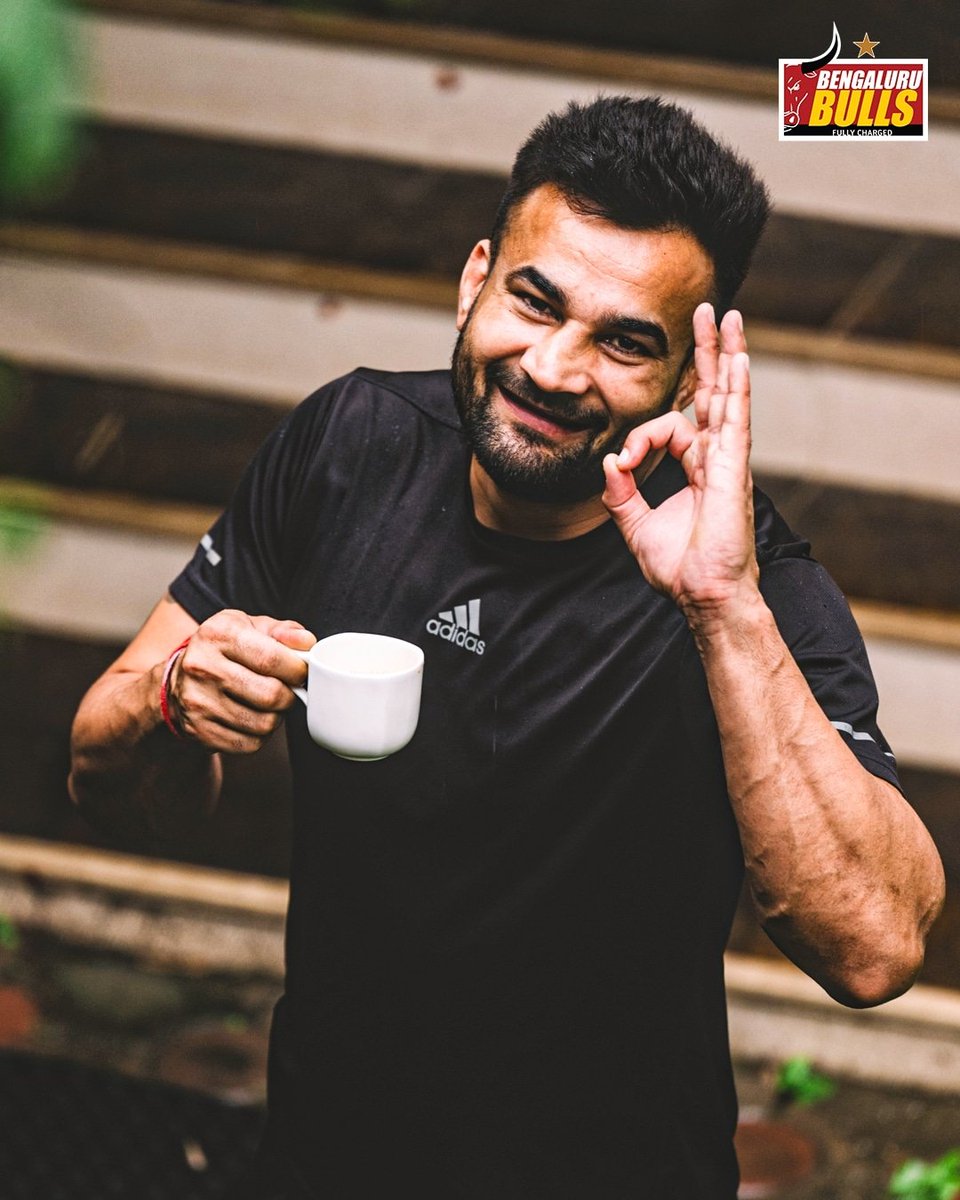 ಈ ಬೇಸಿಗೆಯಲ್ಲಿ ಮಳೆಯ ಸಿಂಚನ, ರೋಮಾಂಚನ😍 Ran Singh is enjoying the Bengaluru rains, ನೀವು?🌦️ #BengaluruBulls #FullChargeMaadi #GooliKano