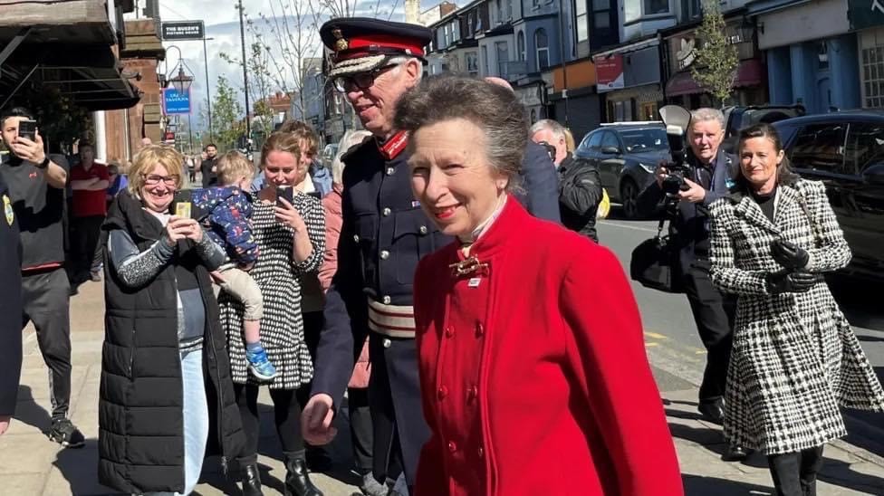 Princess Anne visited @Seftoncarers last week to celebrate its 30th anniversary. She visited to officially open the centre back in 1994 - congratulations to our Partner!