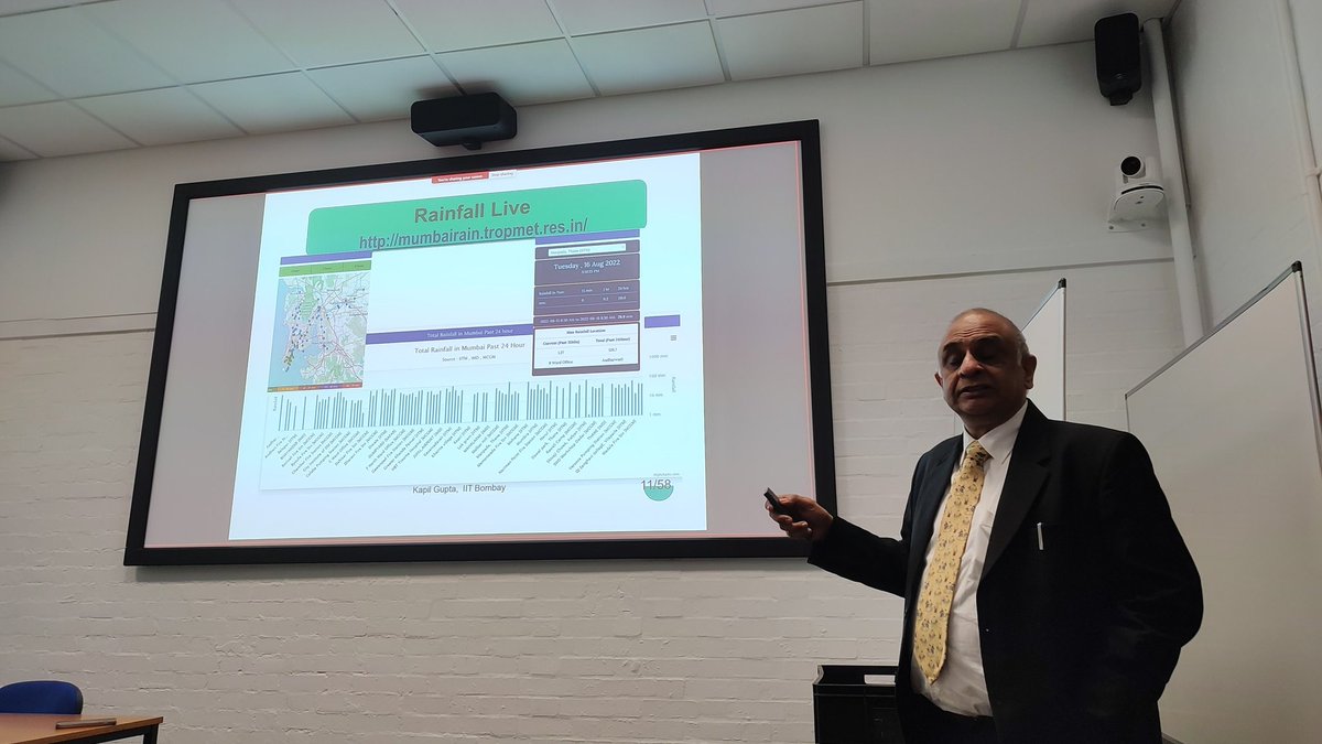 Prof Kapil Gupta @LeverhulmeTrust Visiting Professor @ucl @iitbombay sharing his excellent work on flood management in India 🇮🇳 at #CWSseminars with @EngExeter @UniofExeter