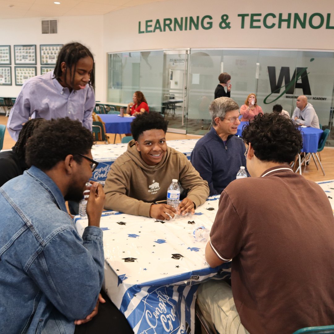 4th grade through a lifetime means...

WJA's Class of 2020 and their families joined us for dinner on Varnum Street yesterday evening to celebrate the growth, accomplishments, and next steps for these high school seniors.

#Classof2020 #Gradutes #MenforOthers