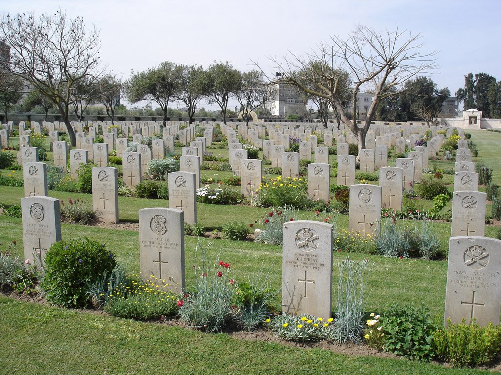 Our hearts are with the @CWGC Gaza War Cemetery staff who have fled for survival amidst ongoing war. Your unwavering dedication to honour the fallen is deeply appreciated. Despite conflict, they've preserved the memory of 3,000 servicemen. Stay safe, you're in our thoughts.
